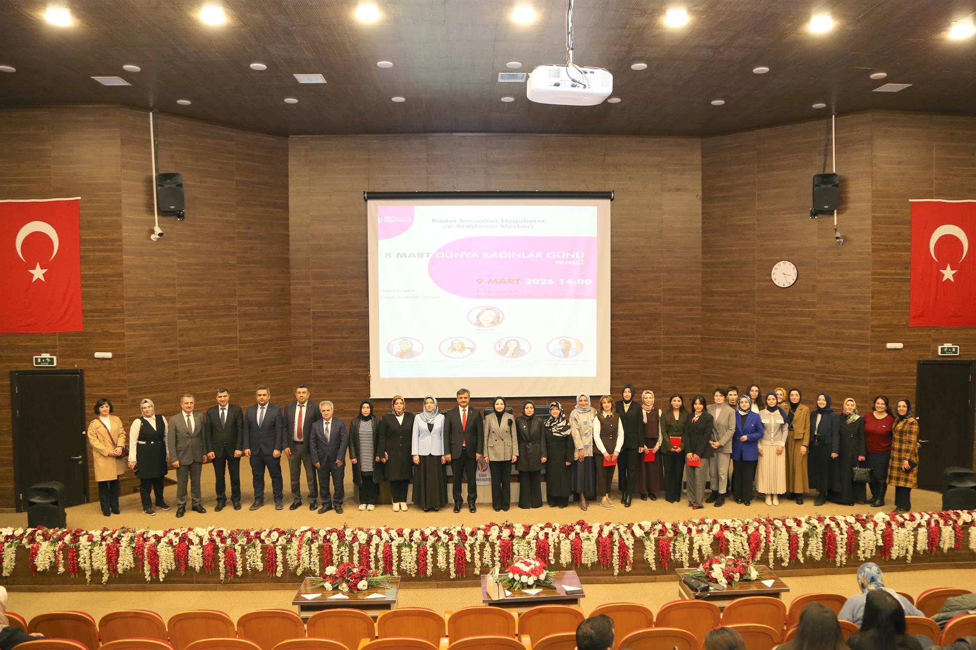 Üniversitemizde 8 Mart Dünya Kadınlar Günü Paneli Düzenlendi